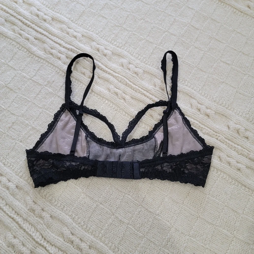 Hanky Panky After Midnight Strappy Rhinestone Bralette size XS Black Lace